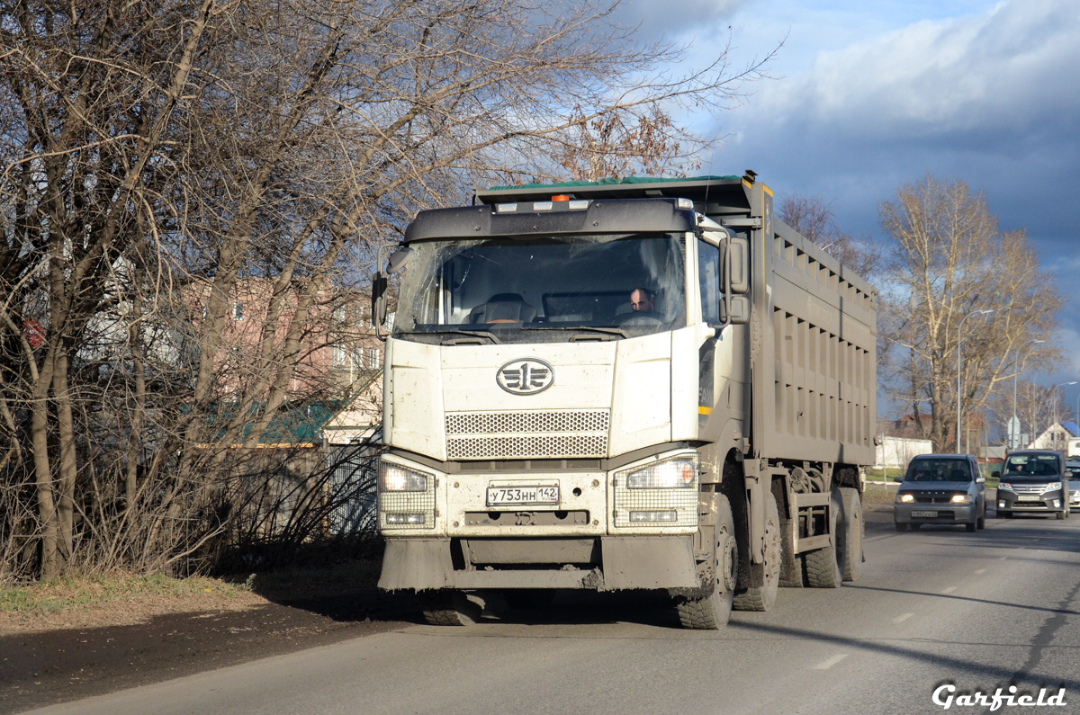 Кемеровская область, № У 753 НН 142 — FAW J6 CA3310