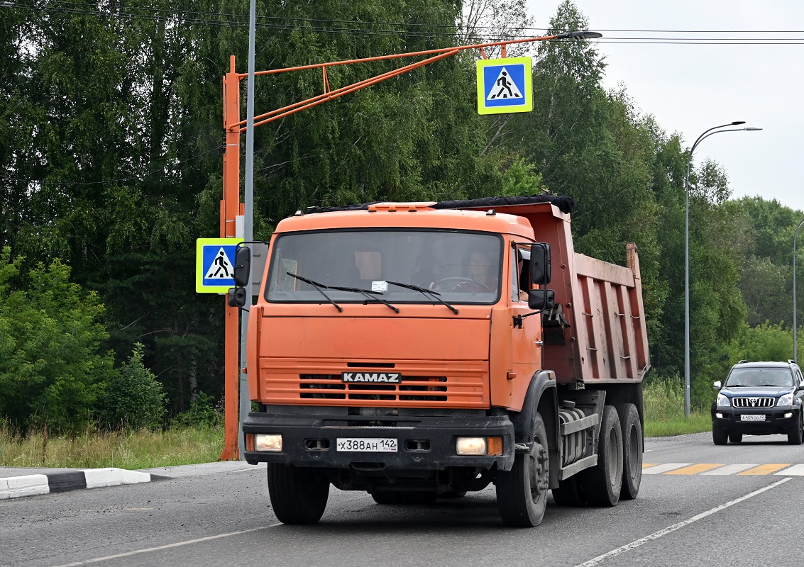 Кемеровская область, № Х 388 АН 142 — КамАЗ-65115 (общая модель)