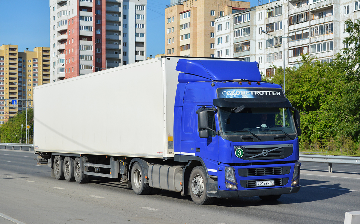 Свердловская область, № У 017 УН 96 — Volvo ('2010) FM.400