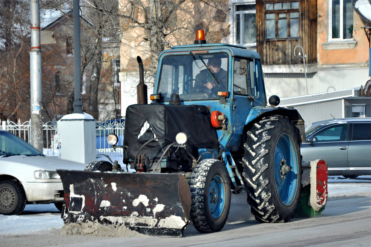 Алтайский край, № 6426 ** 22 — МТЗ-80; Алтайский край — Спецтехника с нечитаемыми на фото номерами