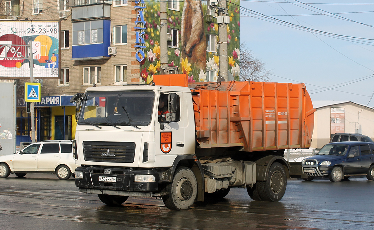 Оренбургская область, № Х 582 МУ 56 — МАЗ-5340B2
