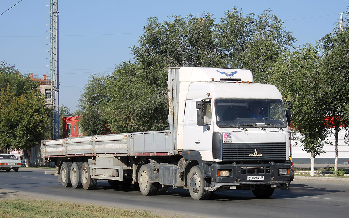Оренбургская область, № О 902 ВА 56 — МАЗ-544008