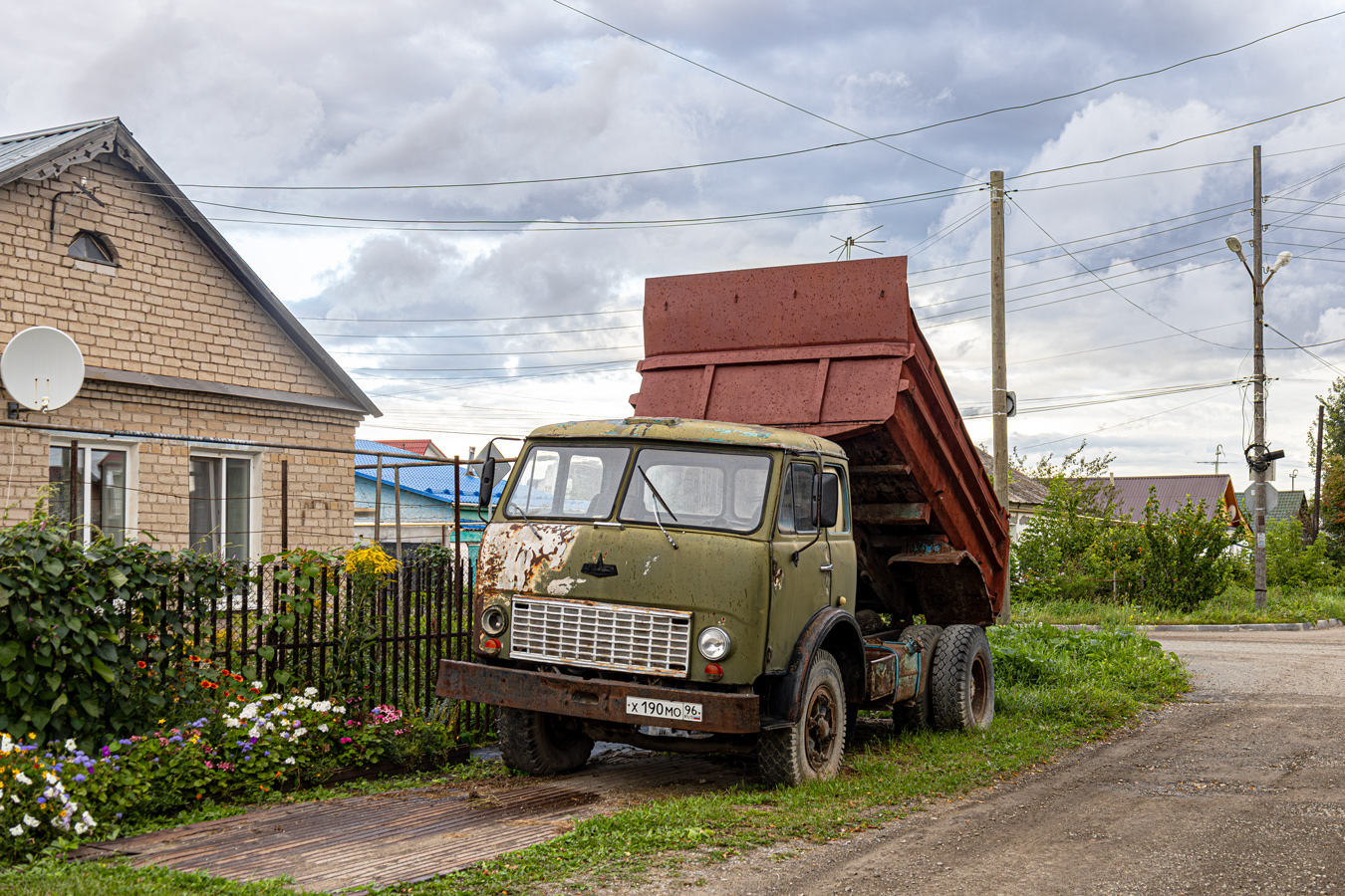 Свердловская область, № Х 190 МО 96 — МАЗ-5549