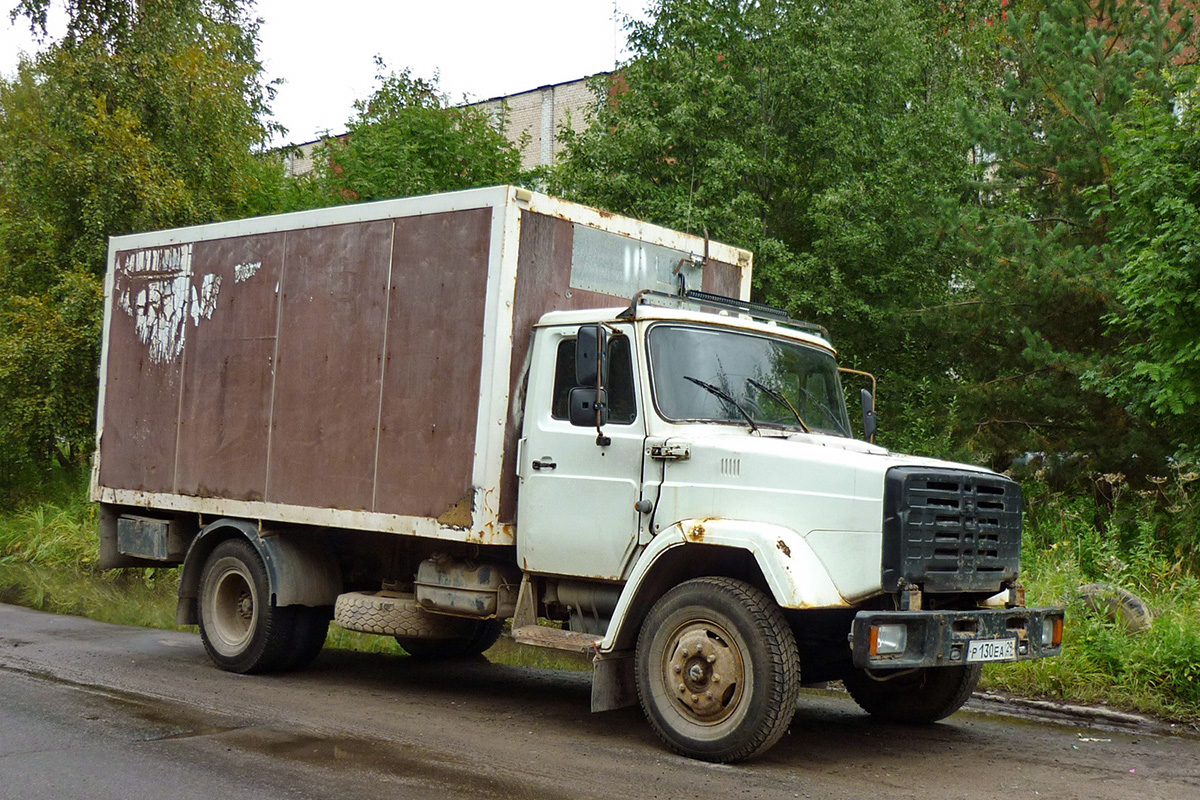 Архангельская область, № Р 130 ЕА 29 — ЗИЛ-432932