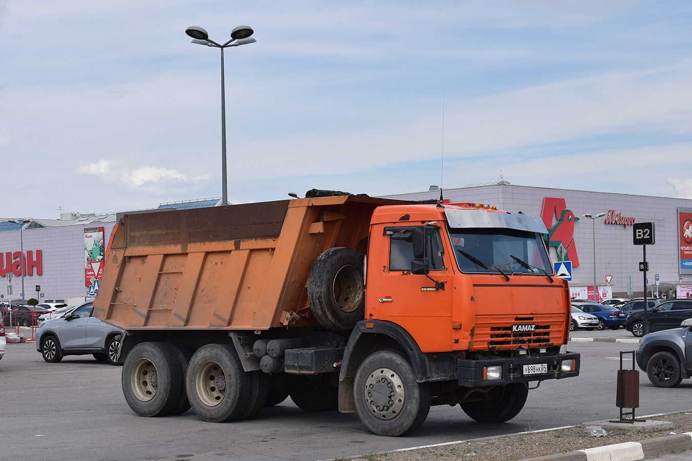 Волгоградская область, № У 698 НК 34 — КамАЗ-65115-02 [65115C]
