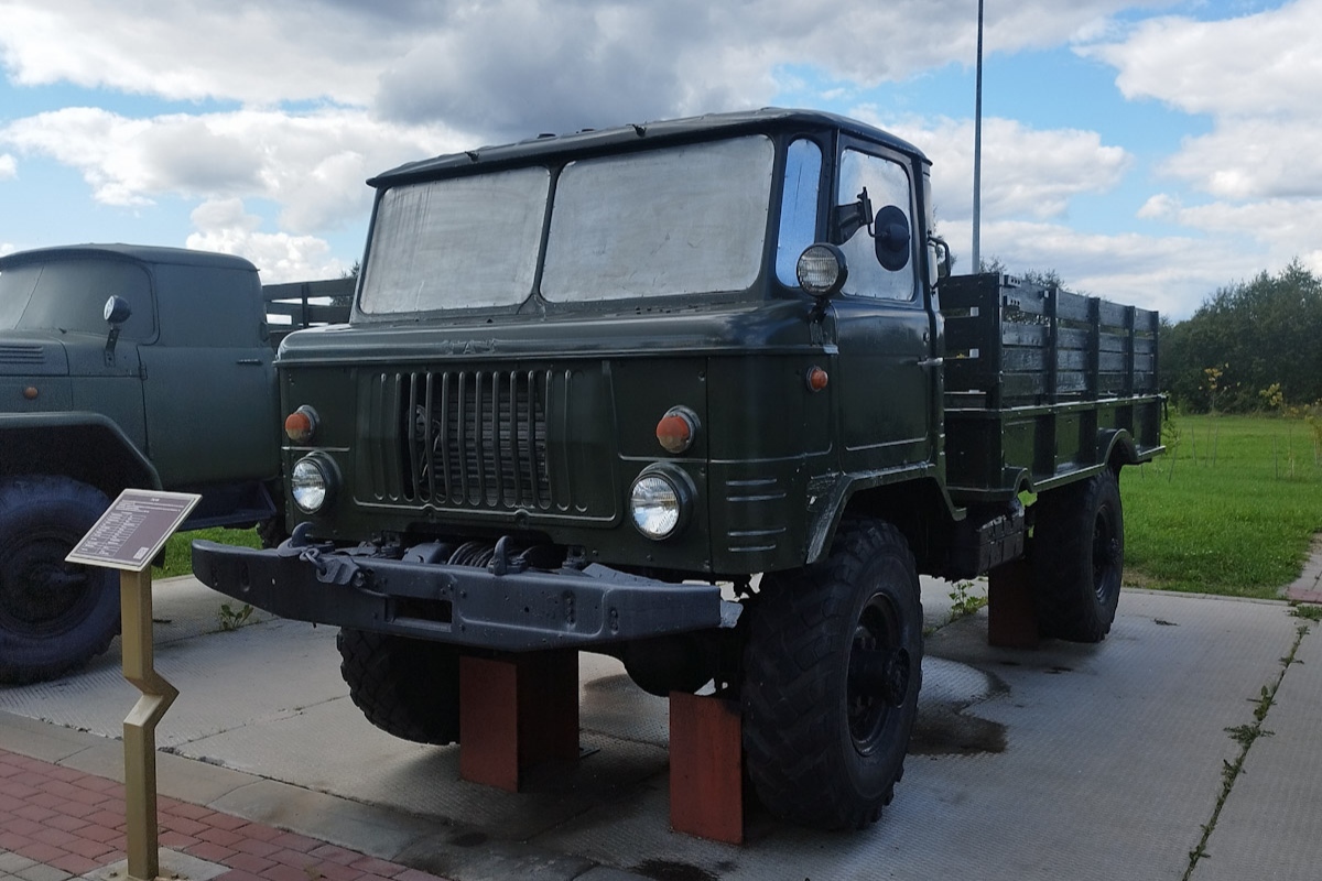 Витебская область, № (BY-2) Б/Н 0086 — ГАЗ-66 (общая модель); Техника на постаментах, памятники (Витебская область); Транспортные средства без номеров (Витебская область)