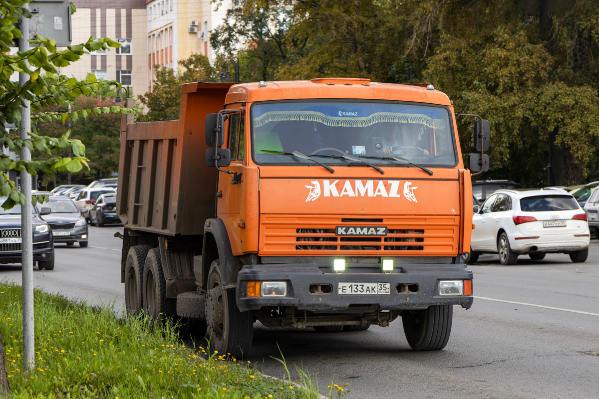Вологодская область, № Е 133 АК 35 — КамАЗ-65115-D3(97)