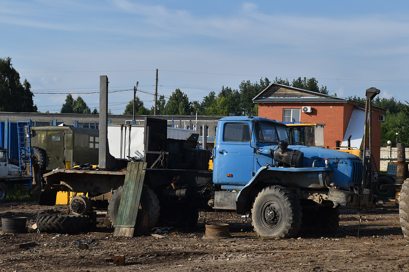 Рязанская область, № М 127 ВМ 62 — Урал-32551