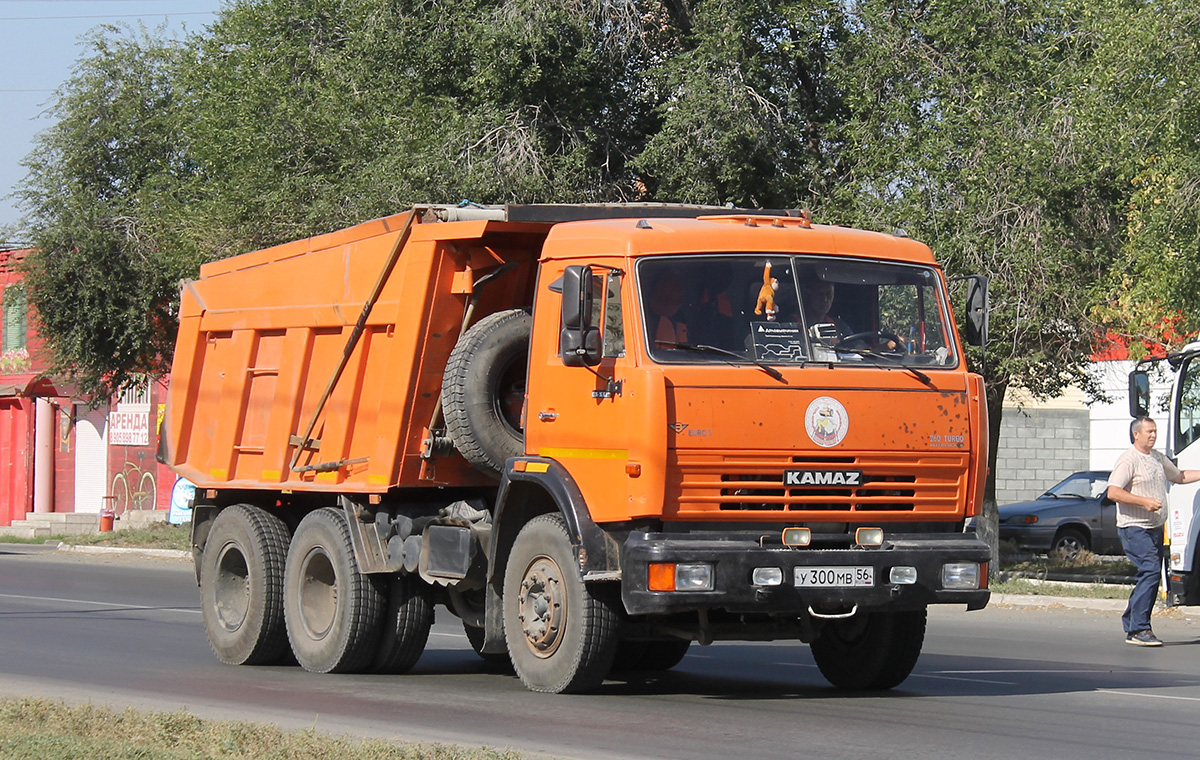 Оренбургская область, № У 300 МВ 56 — КамАЗ-65115 [651150]