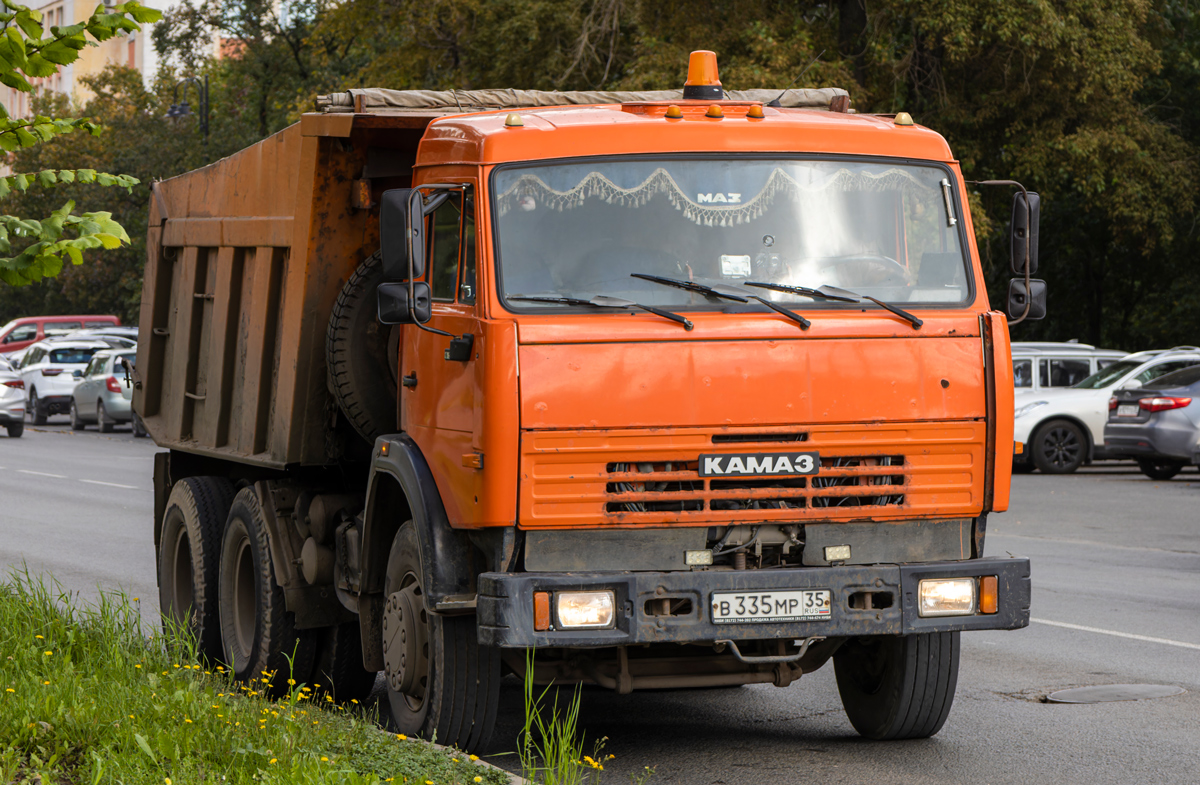 Вологодская область, № В 335 МР 35 — КамАЗ-65115 (общая модель)