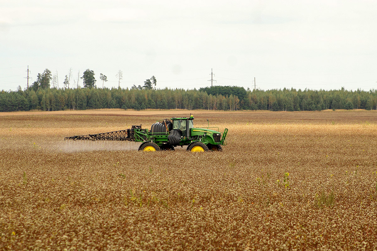 Сумская область, № (UA19) Б/Н СТ 0026 — John Deere 4730; Транспортные средства без номеров (Сумская область)
