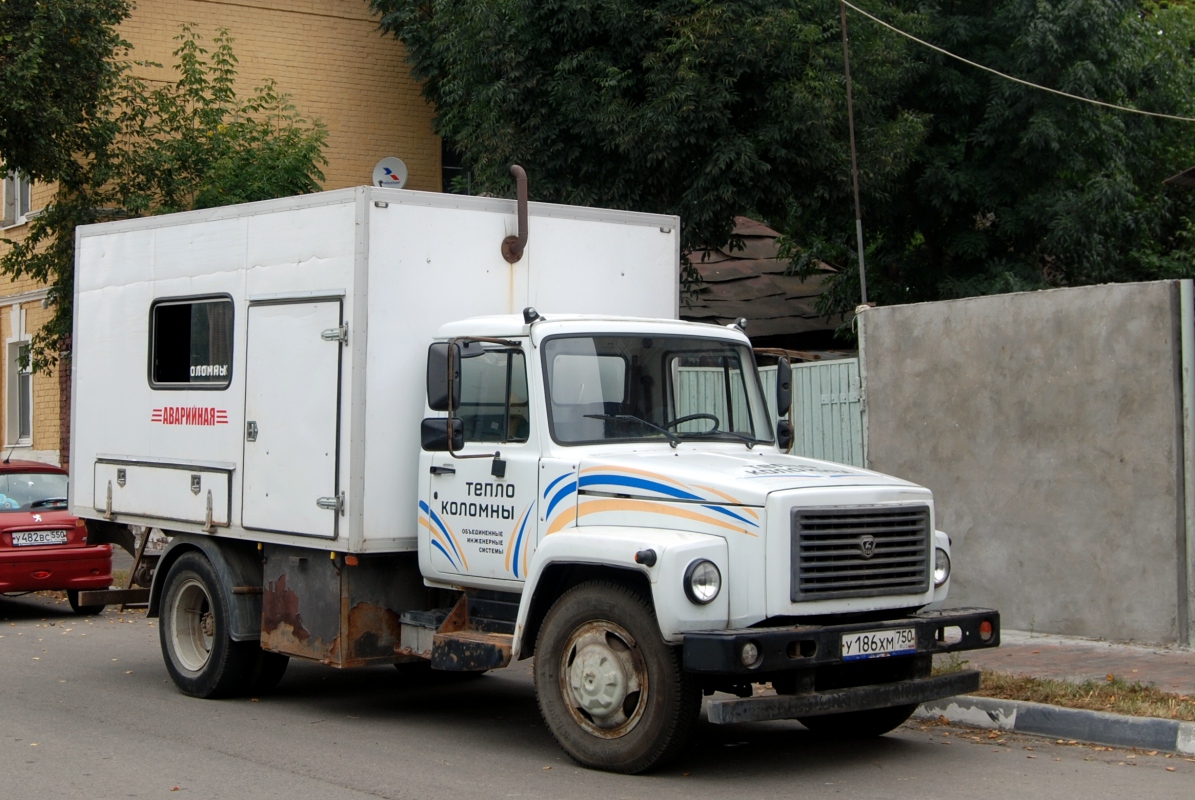 Московская область, № У 186 ХМ 750 — ГАЗ-33098