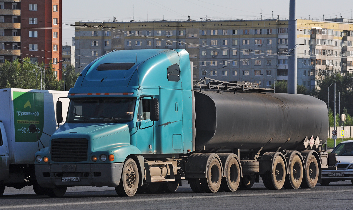 Омская область, № А 246 ЕО 155 — Freightliner Century Class