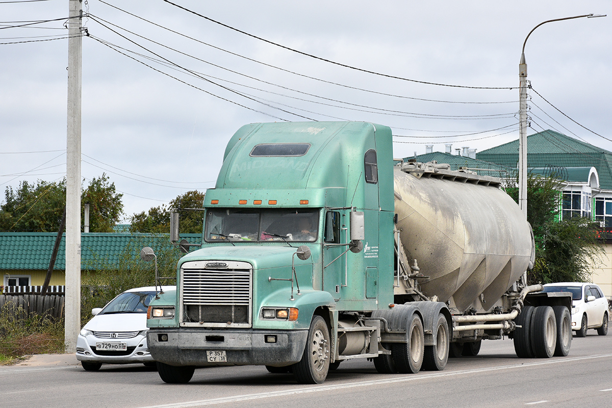 Иркутская область, № Р 357 СУ 38 — Freightliner FLD 120