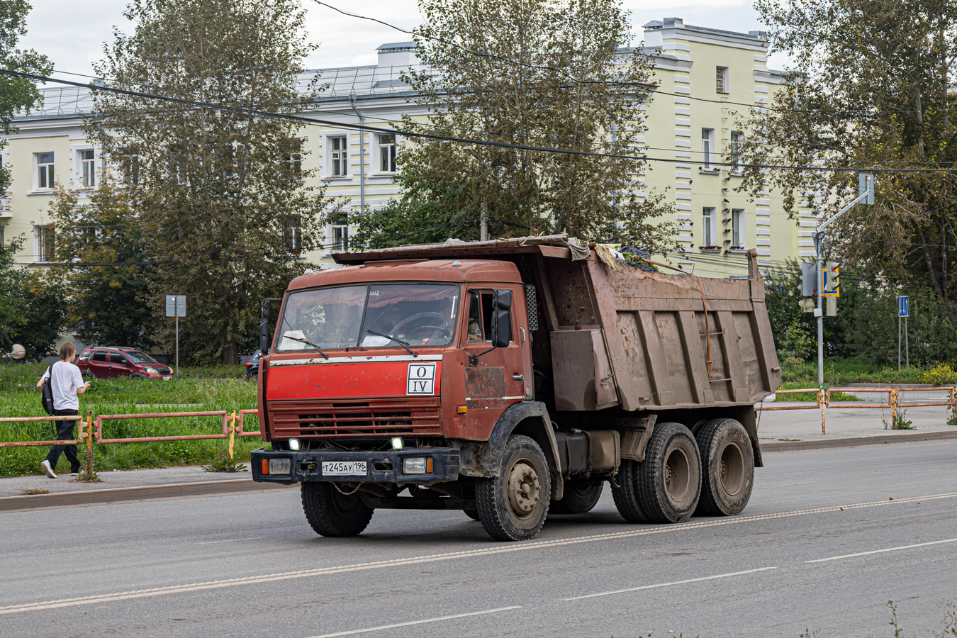 Свердловская область, № Т 245 АУ 196 — КамАЗ-65115-02 [65115C]