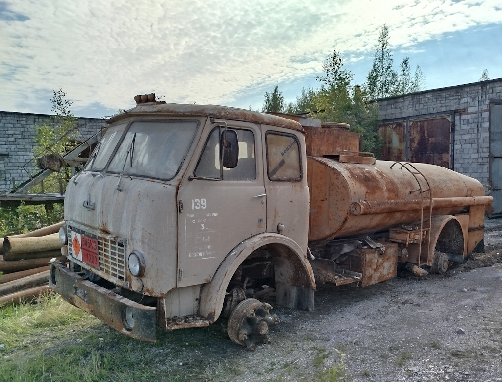 Свердловская область, № С 988 УТ 66 — МАЗ-5334