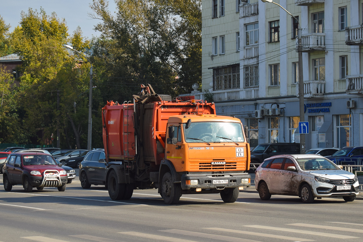 Алтайский край, № Х 218 ЕУ 154 — КамАЗ-43253-15 [43253R]