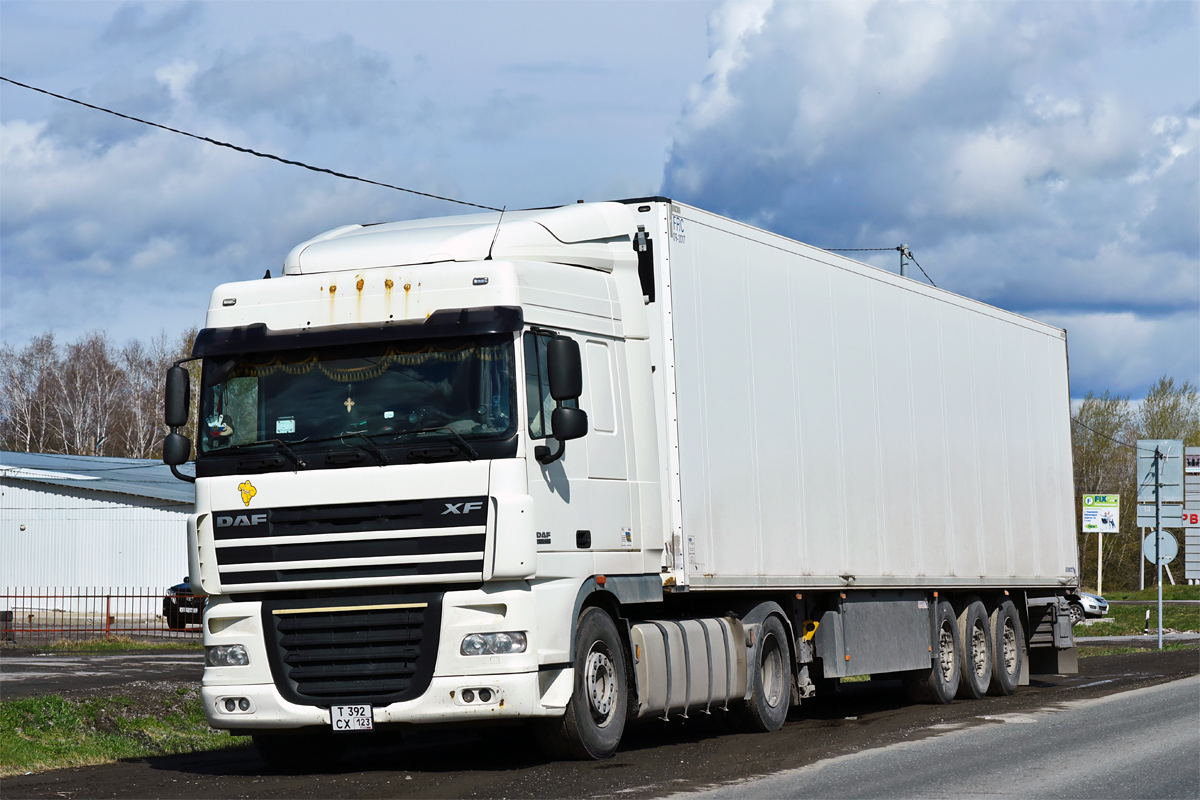 Краснодарский край, № Т 392 СХ 123 — DAF XF105 FT