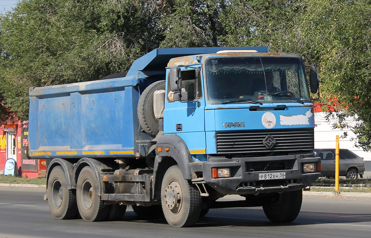 Оренбургская область, № Р 812 ЕН 56 — Урал-63685