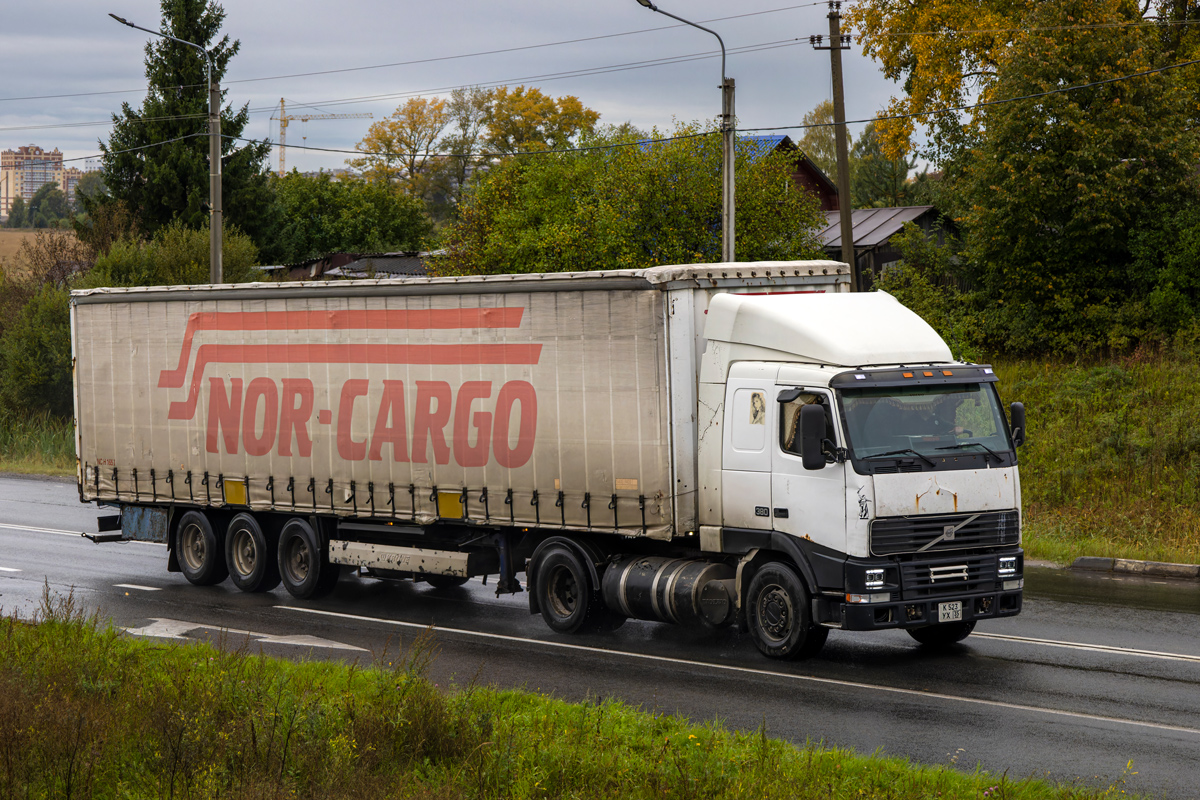 Вологодская область, № К 523 УХ 35 — Volvo ('1993) FH12.340