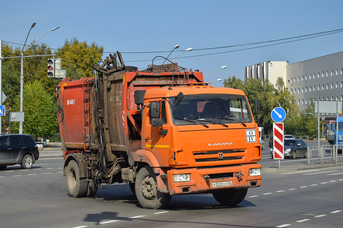 Алтайский край, № Т 522 СХ 55 — КамАЗ-43253-R4(28)