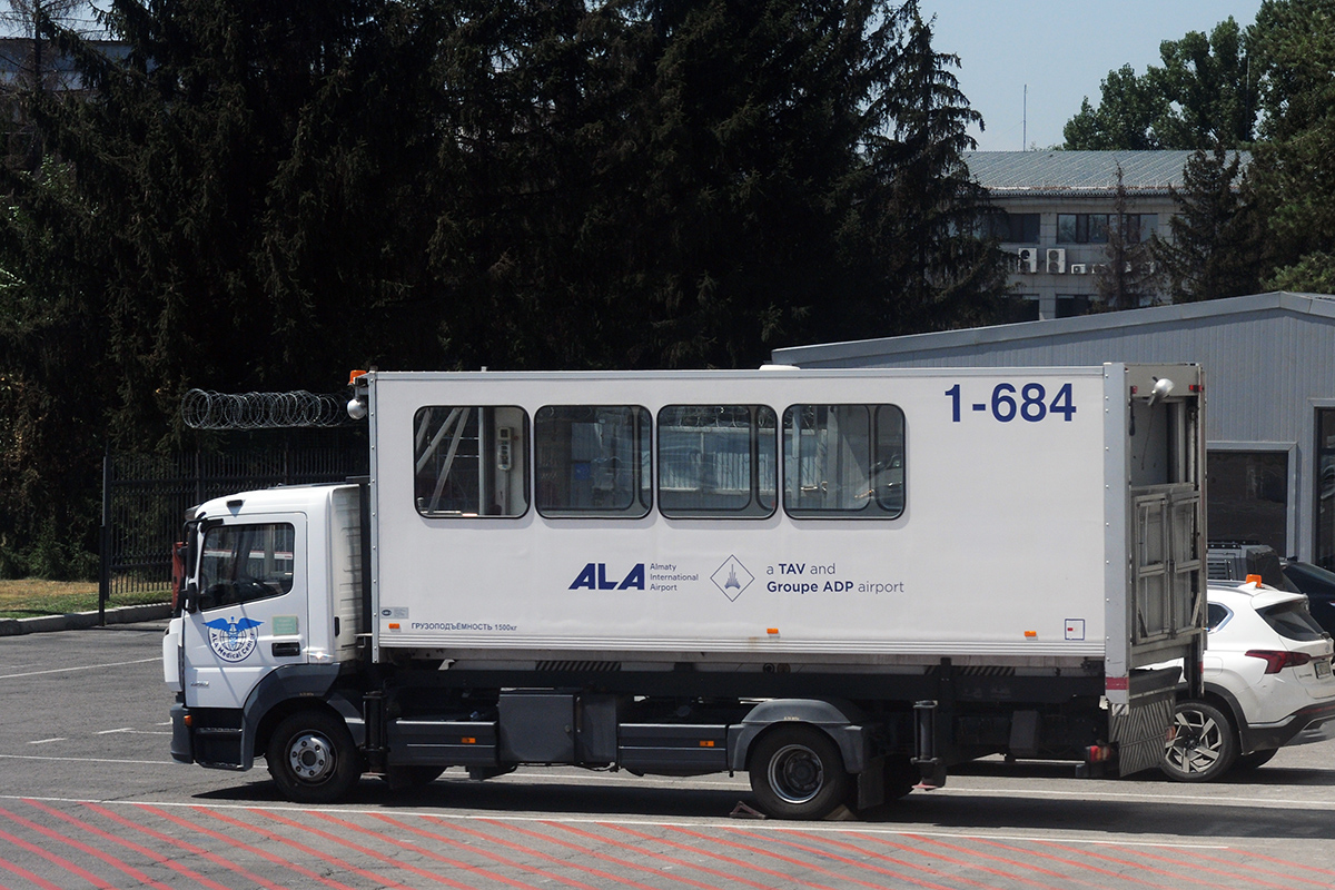 Алматы, № 1-684 — Mercedes-Benz Atego (общ.м)