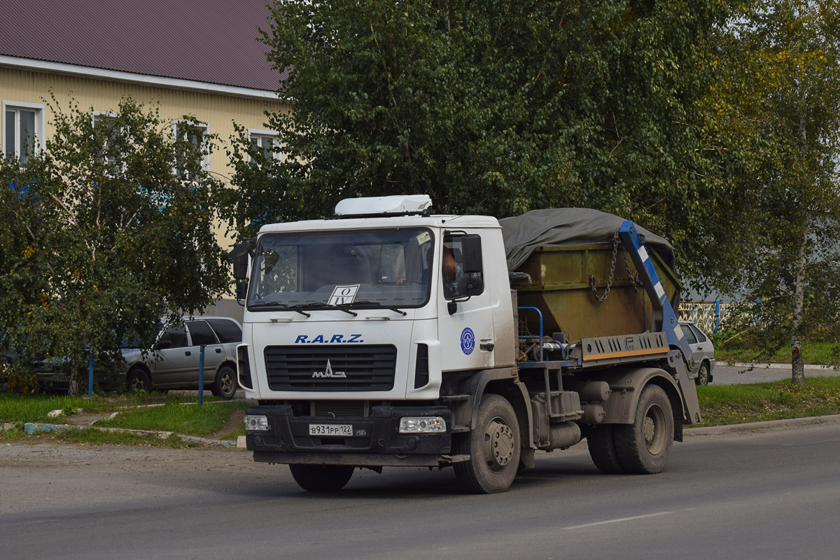 Алтайский край, № В 931 РР 122 — МАЗ-555025