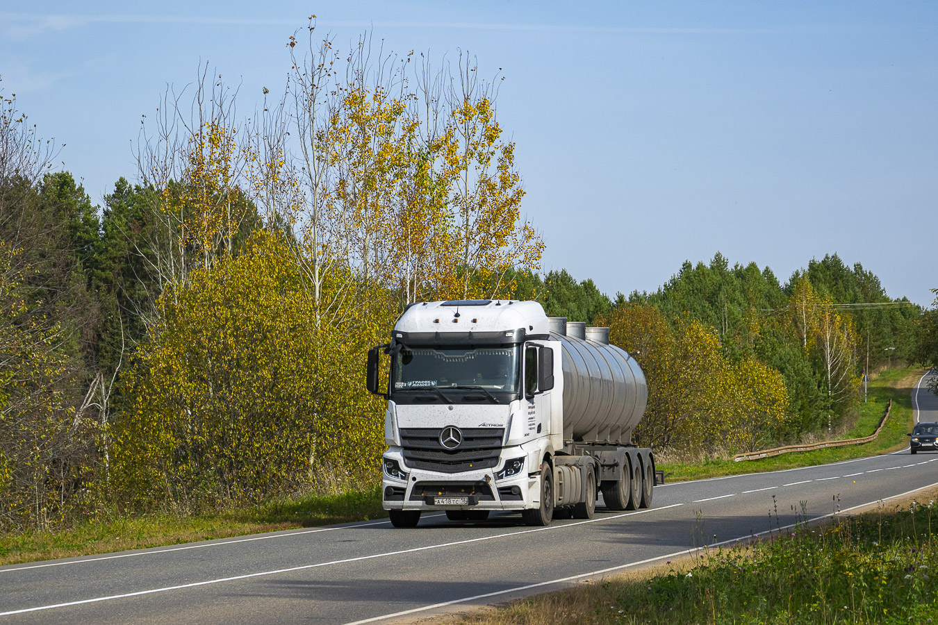 Удмуртия, № А 418 ТС 18 — Mercedes-Benz Actros ('2018)