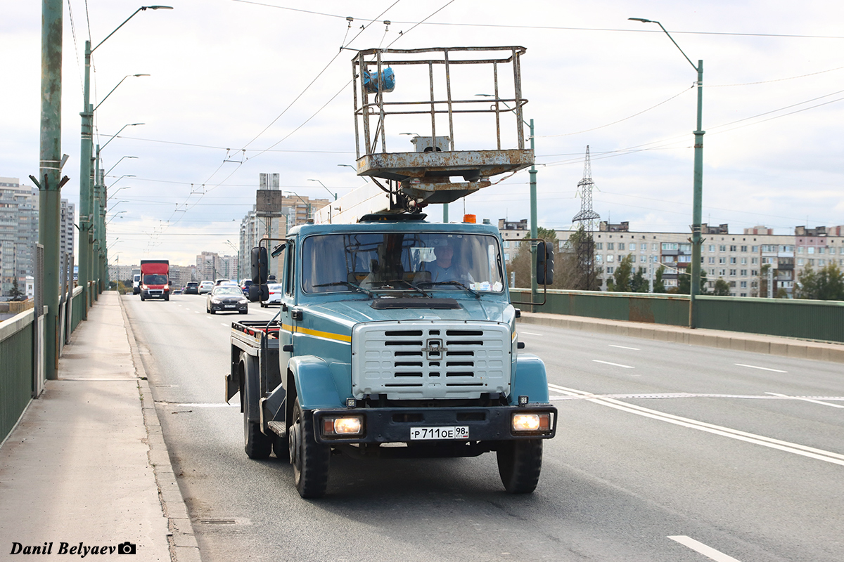 Санкт-Петербург, № Р 711 ОЕ 98 — ЗИЛ-433362