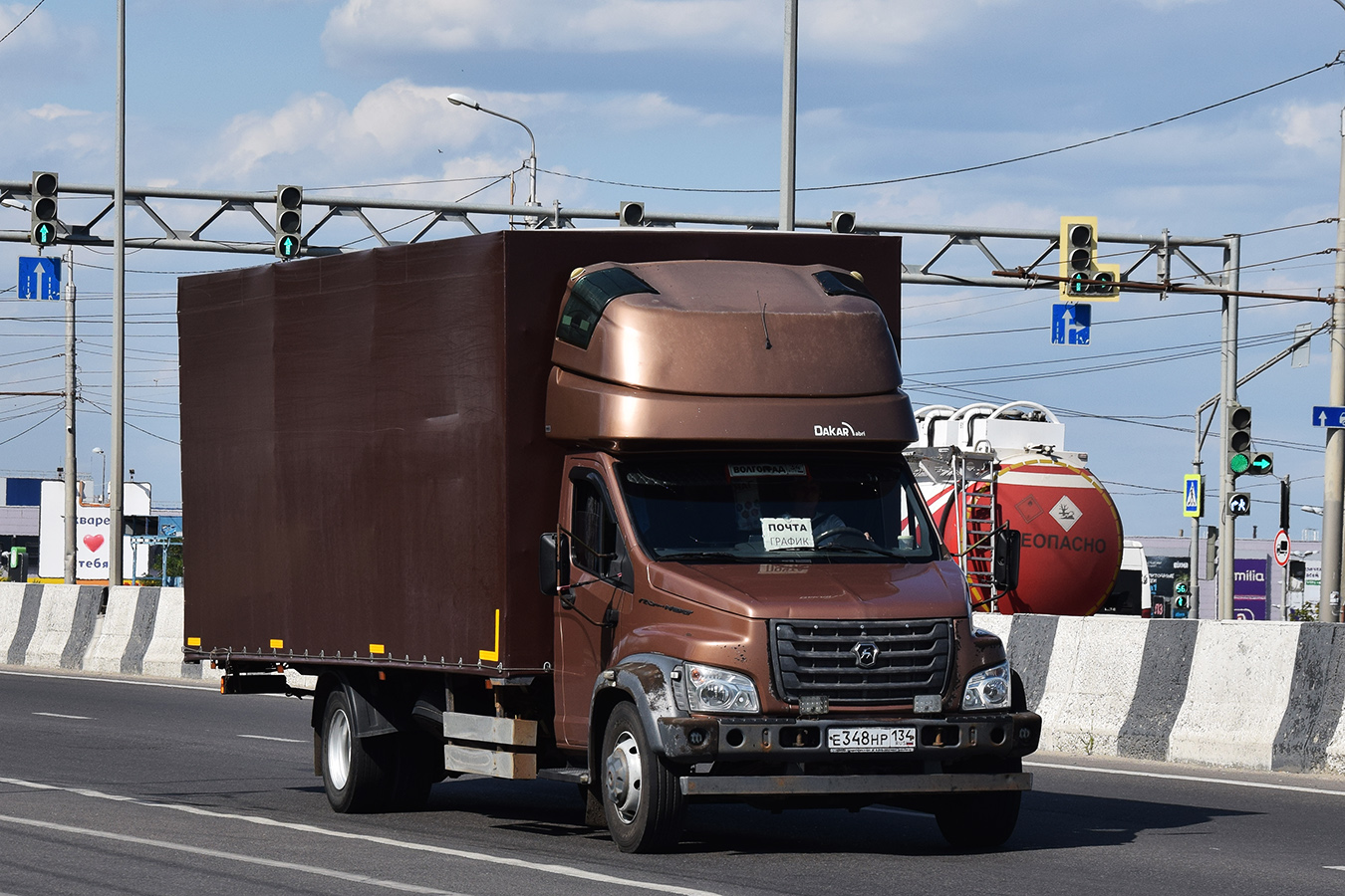 Волгоградская область, № Е 348 НР 134 — ГАЗ-C41RB3