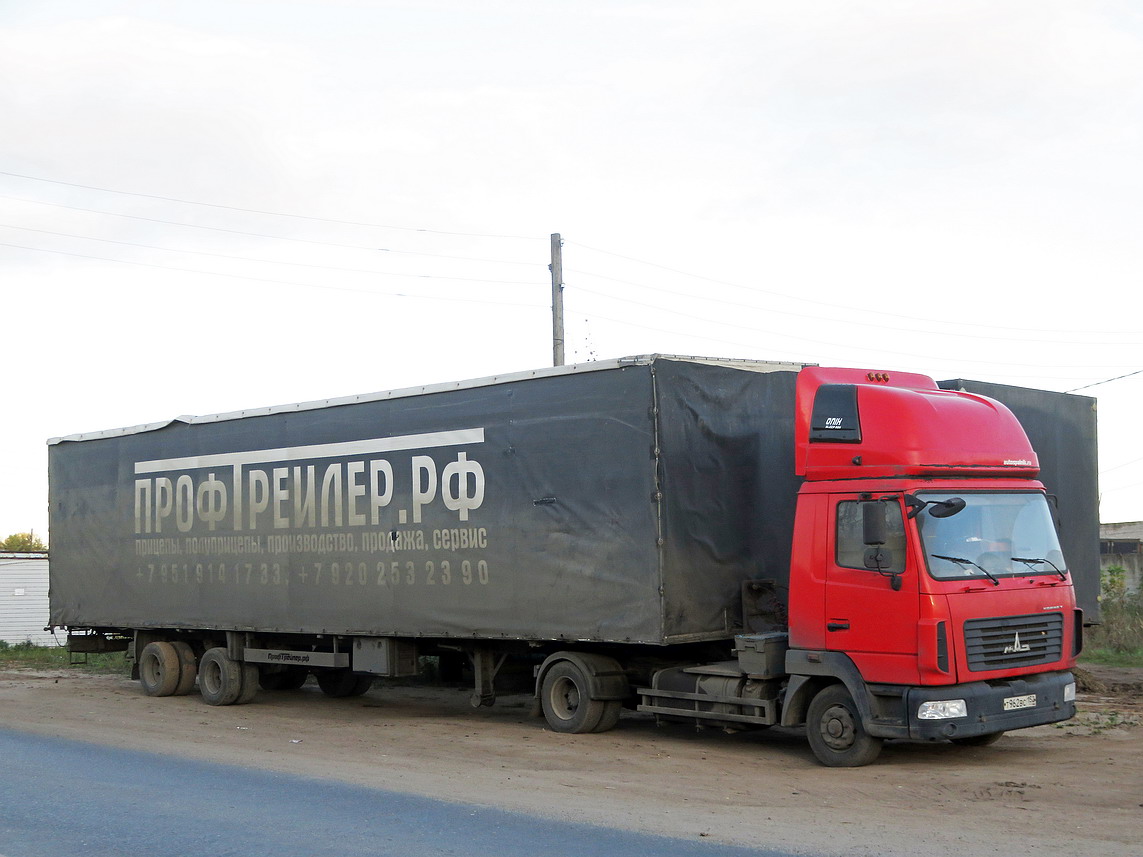 Нижегородская область, № Т 962 ВС 152 — МАЗ-437121