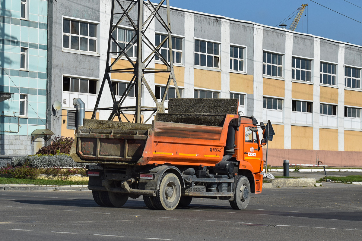 Алтайский край, № А 198 ОВ 122 — КамАЗ-53605-A5(48)