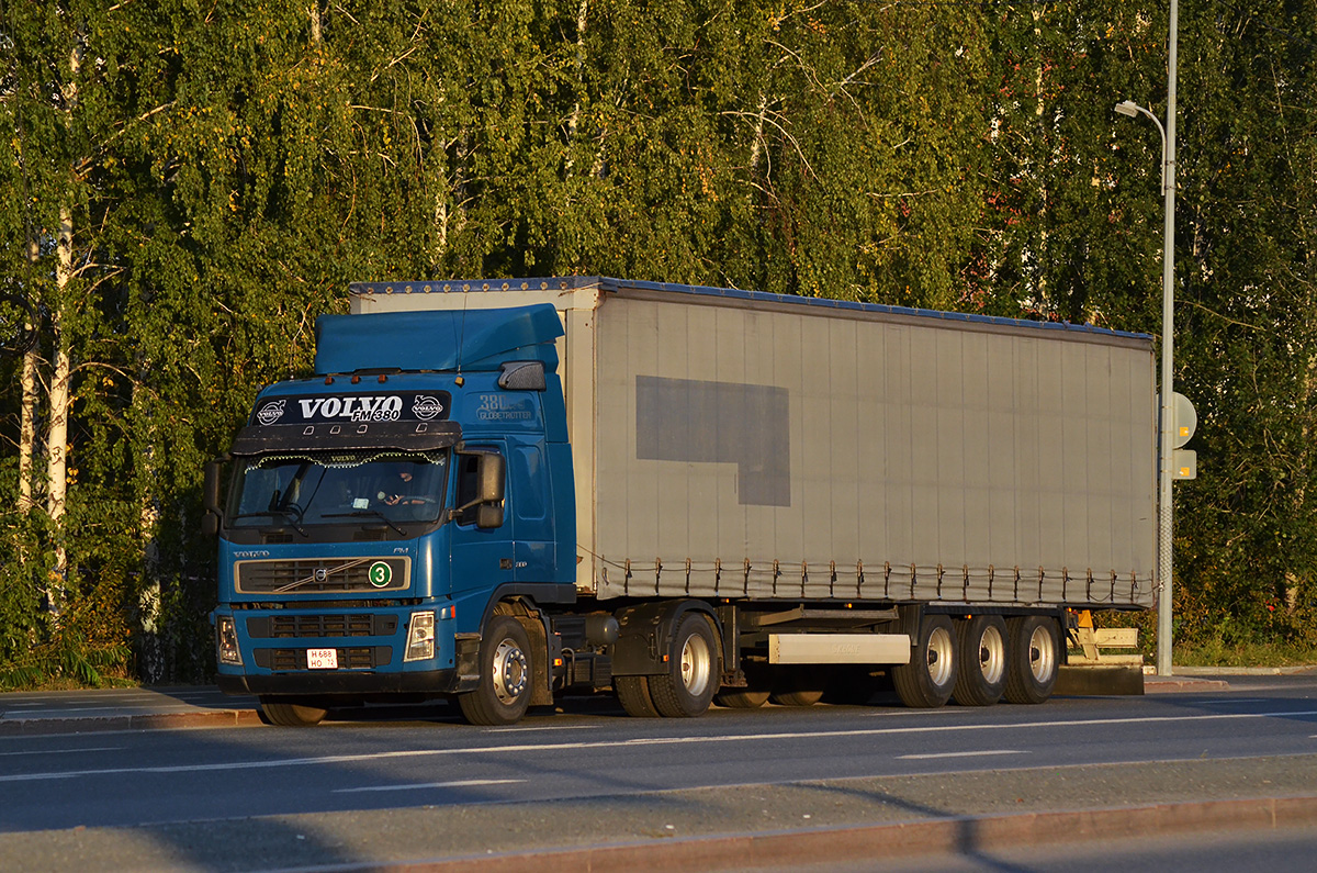 Тюменская область, № Н 688 НО 72 — Volvo ('2002) FM12.380