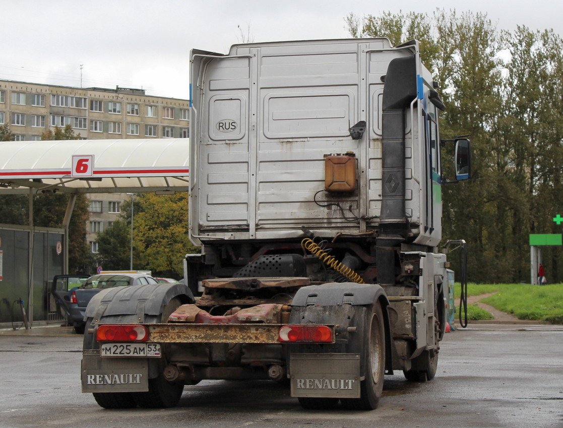 Новгородская область, № М 225 АМ 53 — Renault Magnum AE ('1990)