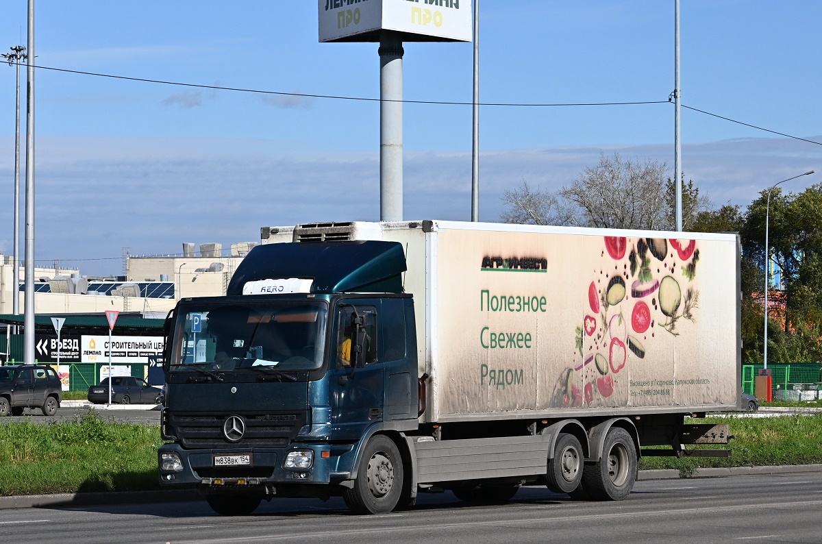 Новосибирская область, № М 838 ВК 154 — Mercedes-Benz Actros ('2003) 1836