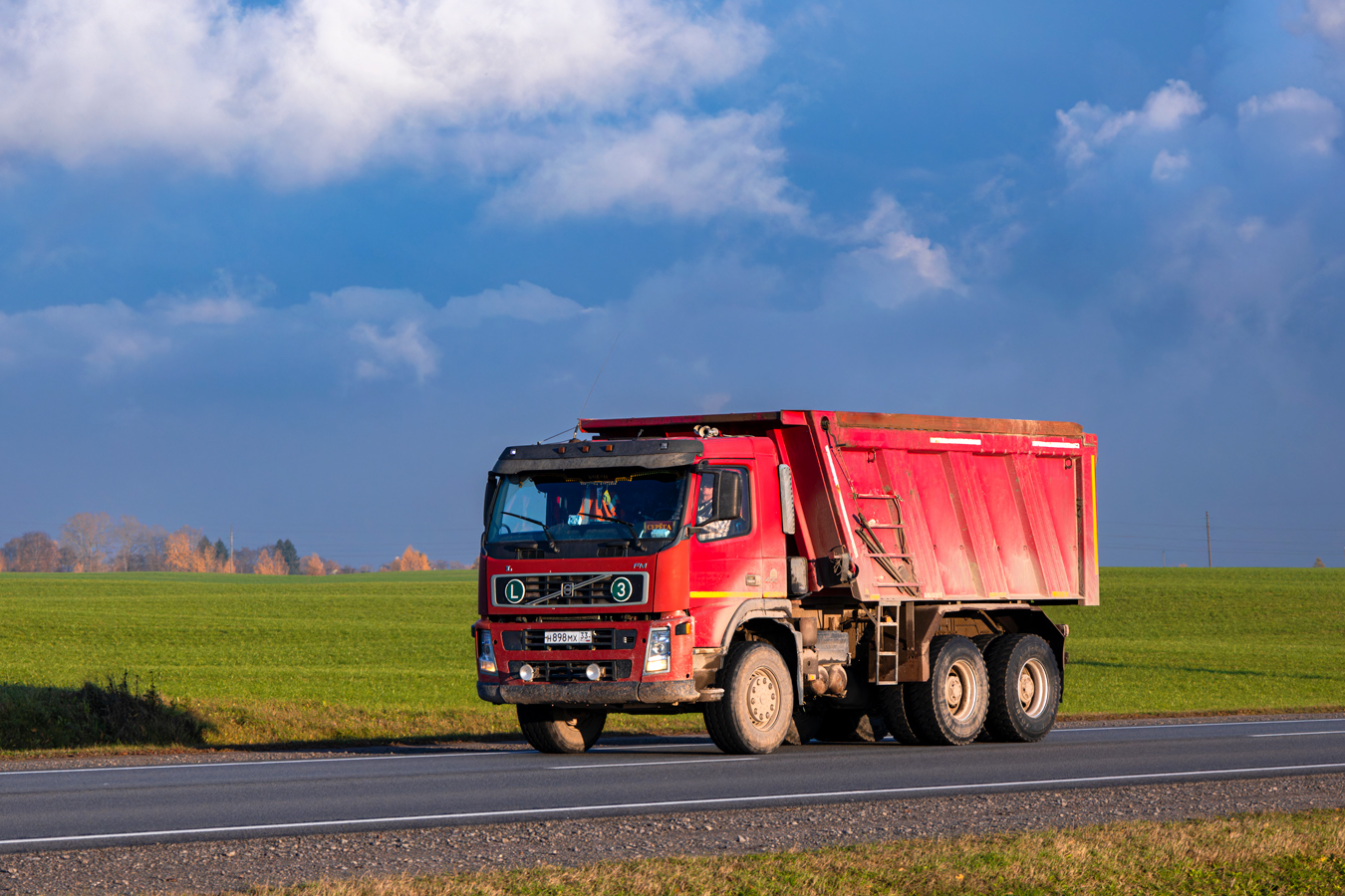 Владимирская область, № Н 898 МХ 33 — Volvo ('2002) FM12.400