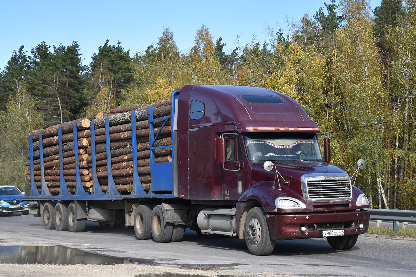 Рязанская область, № Х 980 СО 62 — Freightliner Columbia