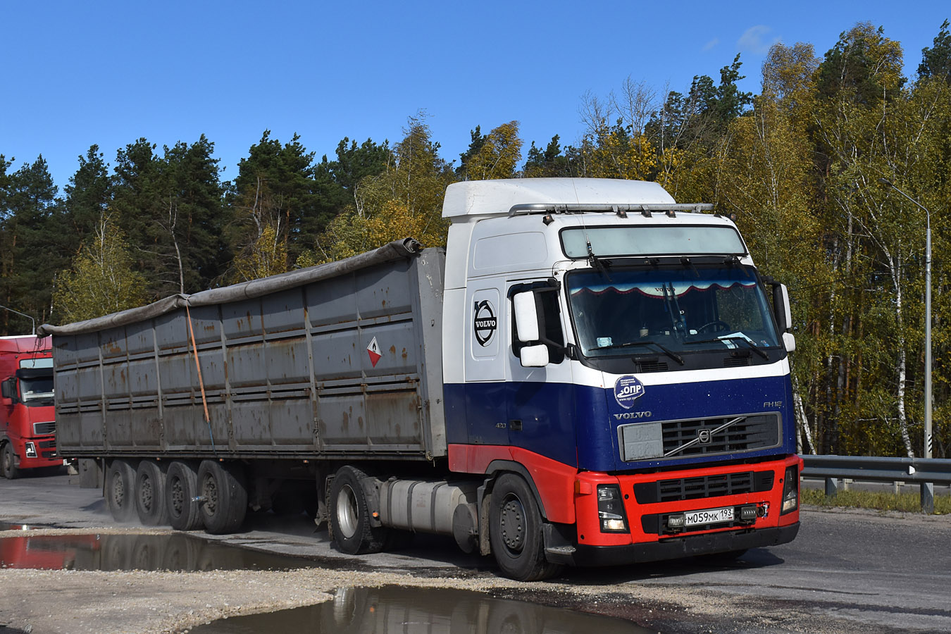 Краснодарский край, № М 059 МК 193 — Volvo ('2002) FH12.420
