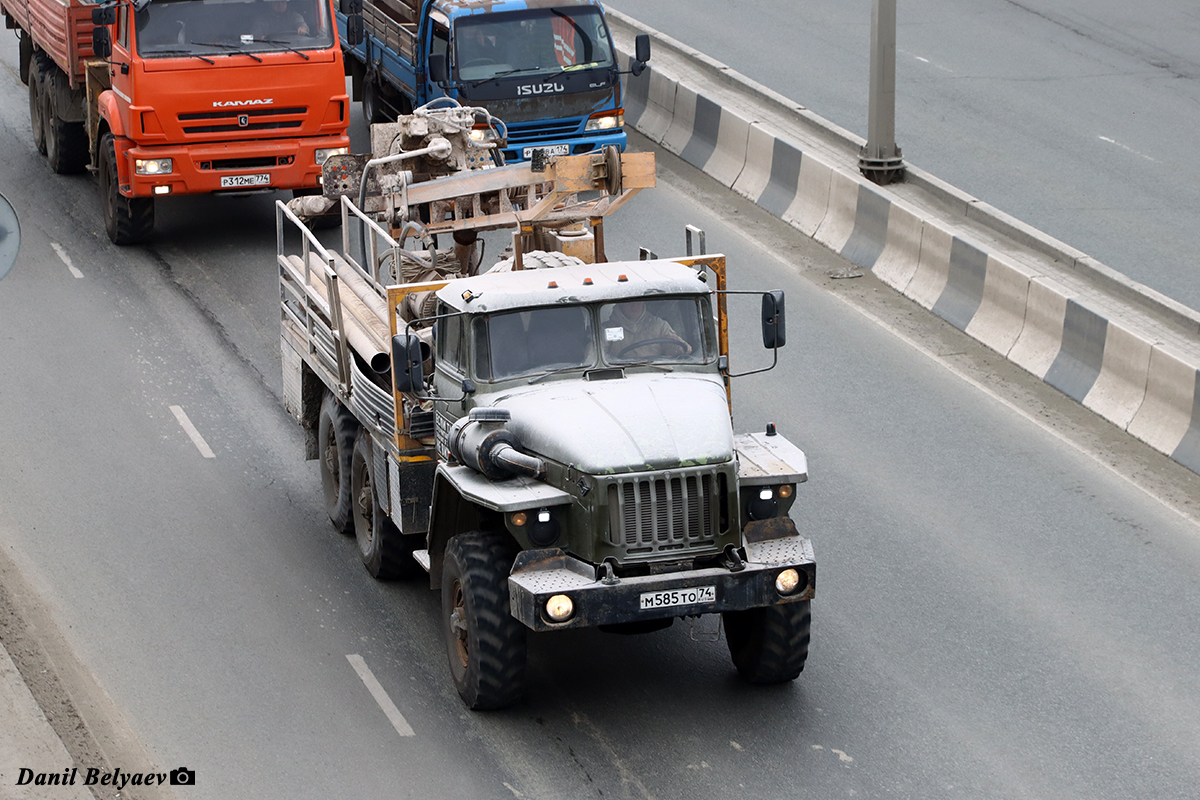 Челябинская область, № М 585 ТО 74 — Урал-4320-41