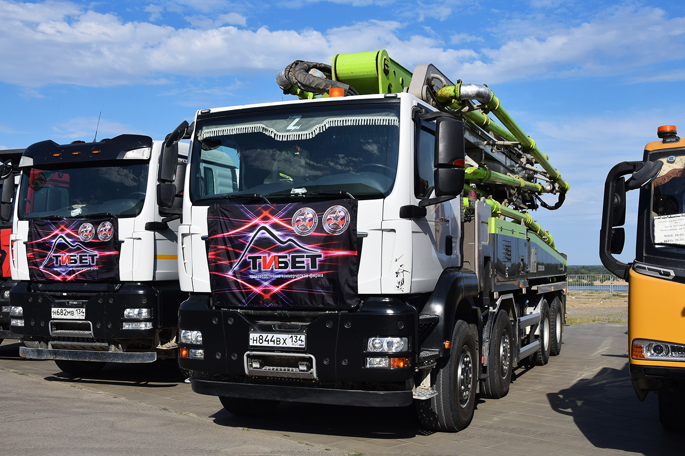 Волгоградская область, № Н 844 ВХ 134 — Sitrak C7H ZZ3316