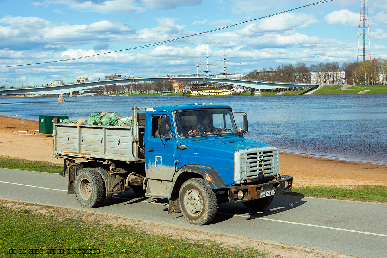 Новгородская область, № А 437 РВ 147 — ЗИЛ-494560
