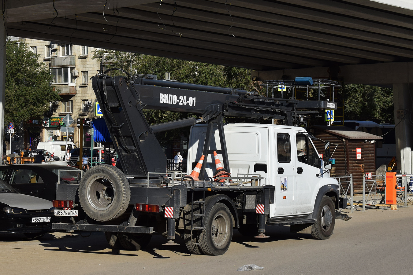 Волгоградская область, № Н 857 ЕА 134 — ГАЗ-C42R33