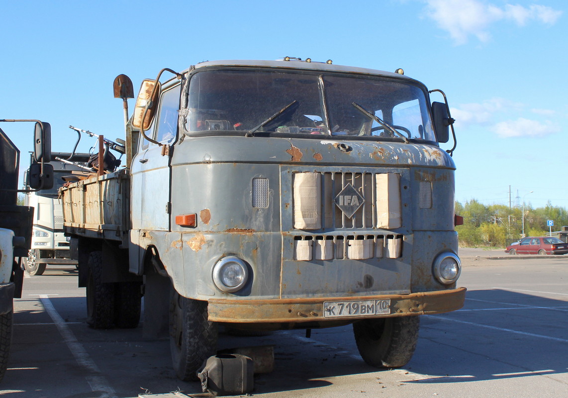 Карелия, № К 719 ВМ 10 — IFA W50L (общая модель)