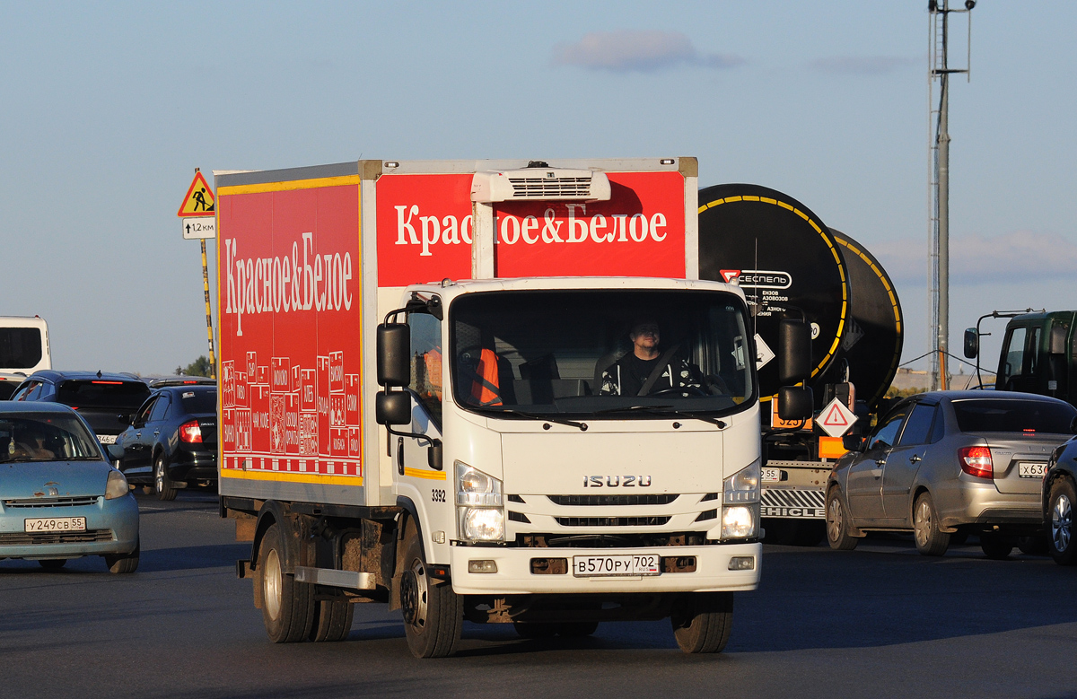 Омская область, № 3392 — Isuzu NPR75 [Z7X]